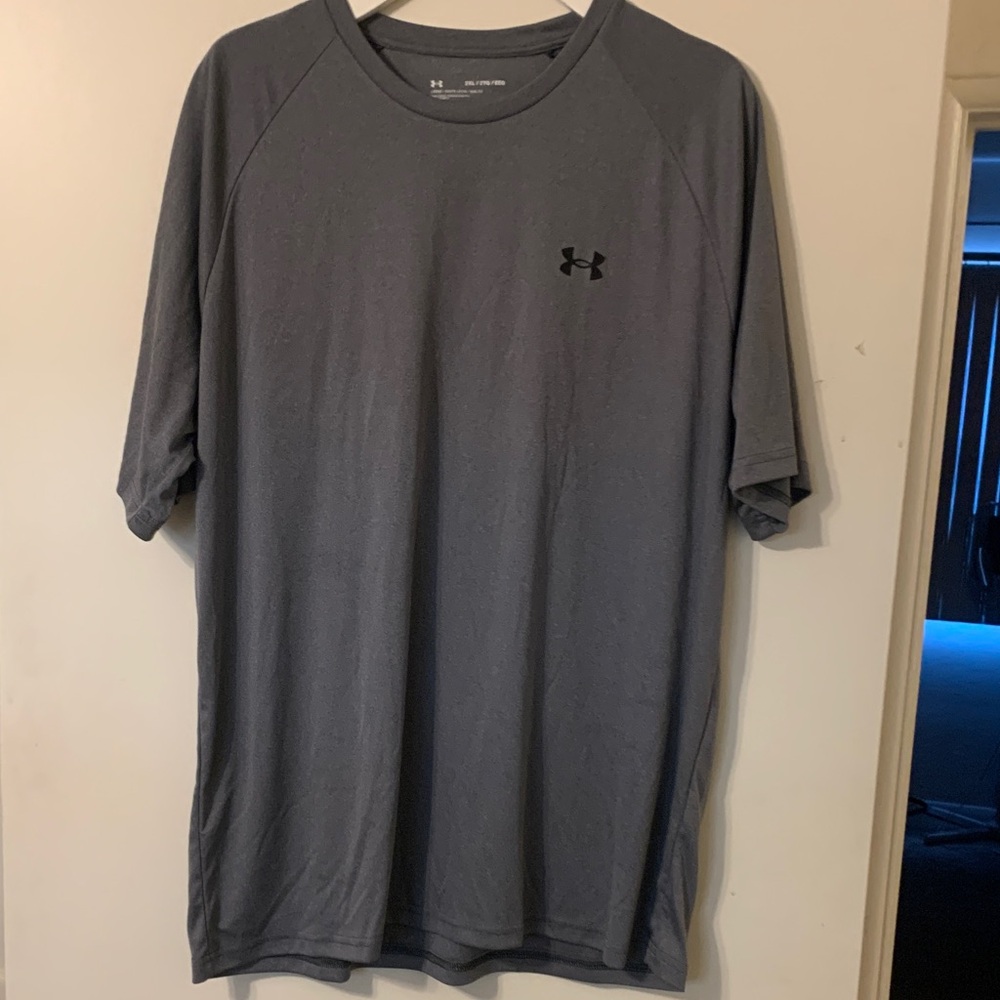 Under Armour Men's Charcoal Short Sleeve Tee